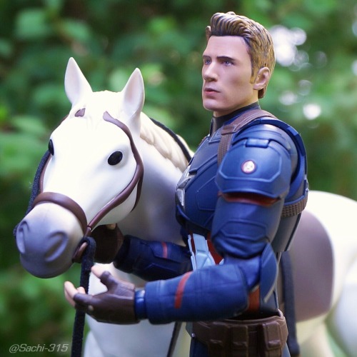 rogers-and-stark: Tony, it’s your prince on a white horse