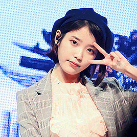 jieunnie: Happy 9th Anniversary, you deserve the world ♡  
