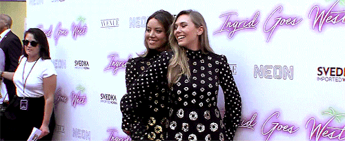 scarletswitch:Aubrey Plaza and Elizabeth Olsen at the premiere of ‘Ingrid Goes West’