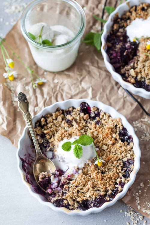 Vegan Blueberry Crumble Get the recipe