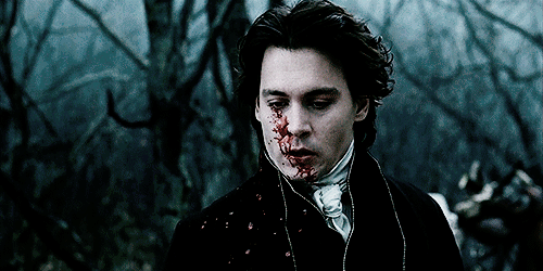 frankensteinsbrides: Just stay where you are. Don’t move. Sleepy Hollow (1999) dir. Tim Burton 