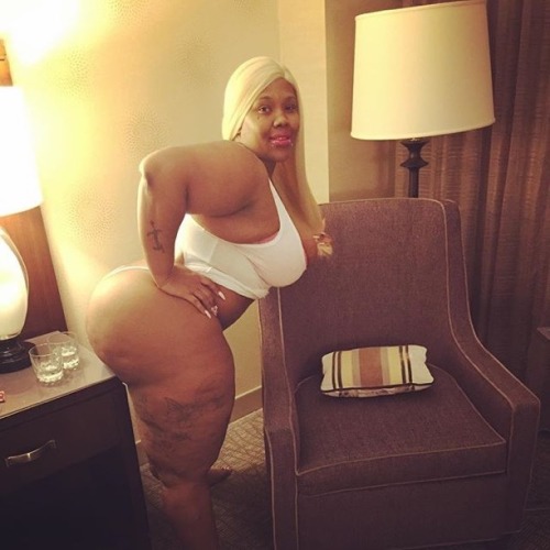 Porn photo ebonybbwgoddesses 168965564033