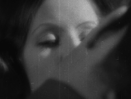 antipahtico:  Greta Garbo ~ The Mysterious Lady (1928) 
