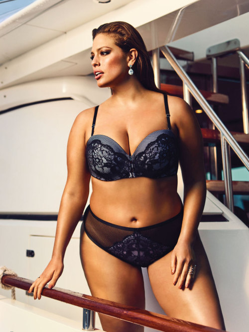 Addition Elle’s collaboration with Ashley GrahamAshley Graham Collection SS2016