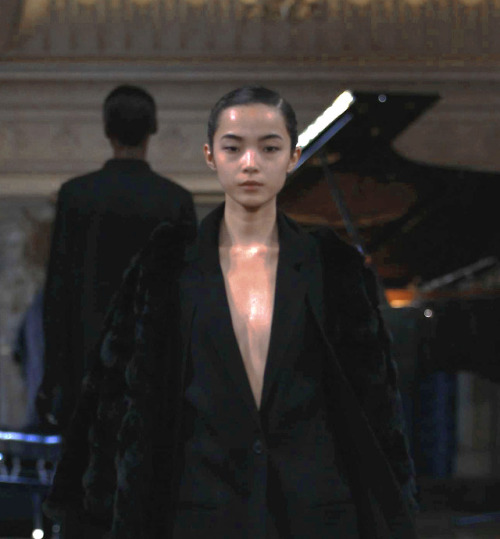 driflloon:xiao wen ju @ dusan fw11