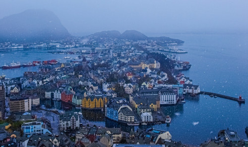 allthingseurope:Alesund, Norway (by Jesus)   Amazing&hellip;.