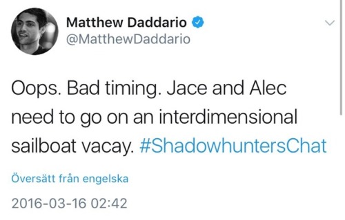 galpalkirk: Remember back in season 1 when Matt tweeted nonsense about sailboats for literal WEEKS j