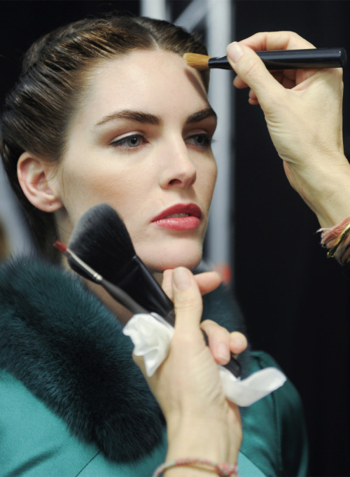 tresaiden: Carolina Herrera Fall/Winter 2013. Great makeup!