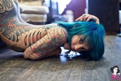 sglovexxx:  Akuma Suicide