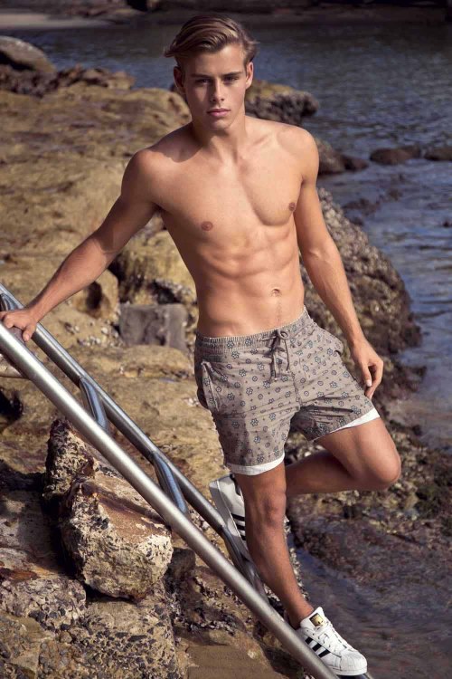 youngmalemodels:  Zander Fritzpatrick by Pat Supsiri