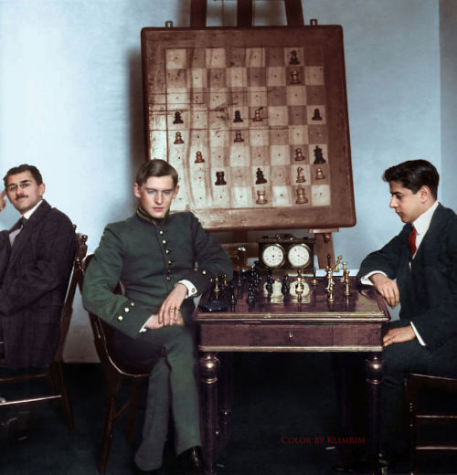 Jose Raul Capablanca Vs Alexander Alekhine, 1913 ( oldpic archive)