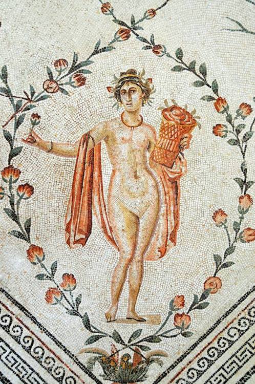 hellenismo:For the coming of the Springtime… (Detail of Springtime, from the mosaic of Neptun