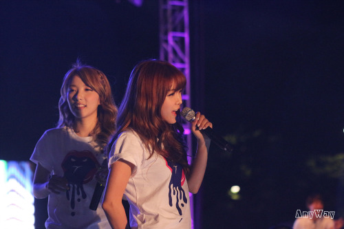 visualglow: 05/16 Hyun Young fantaken @ Sejong University Festival by AnyWay