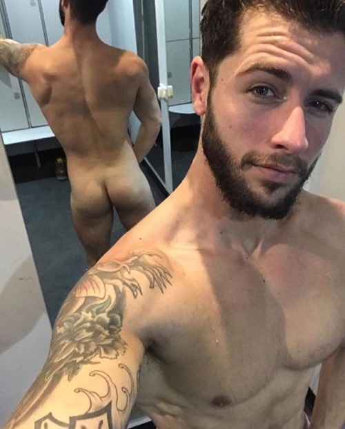 Hot Hunks & Big Bubble Butts 2.0 porn pictures