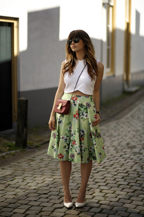 ecstasymodels: Floral Midi Skirt Fashion Zen