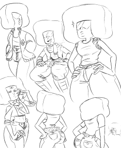 jen-iii:  Garnet’s glorious thighs in jeans