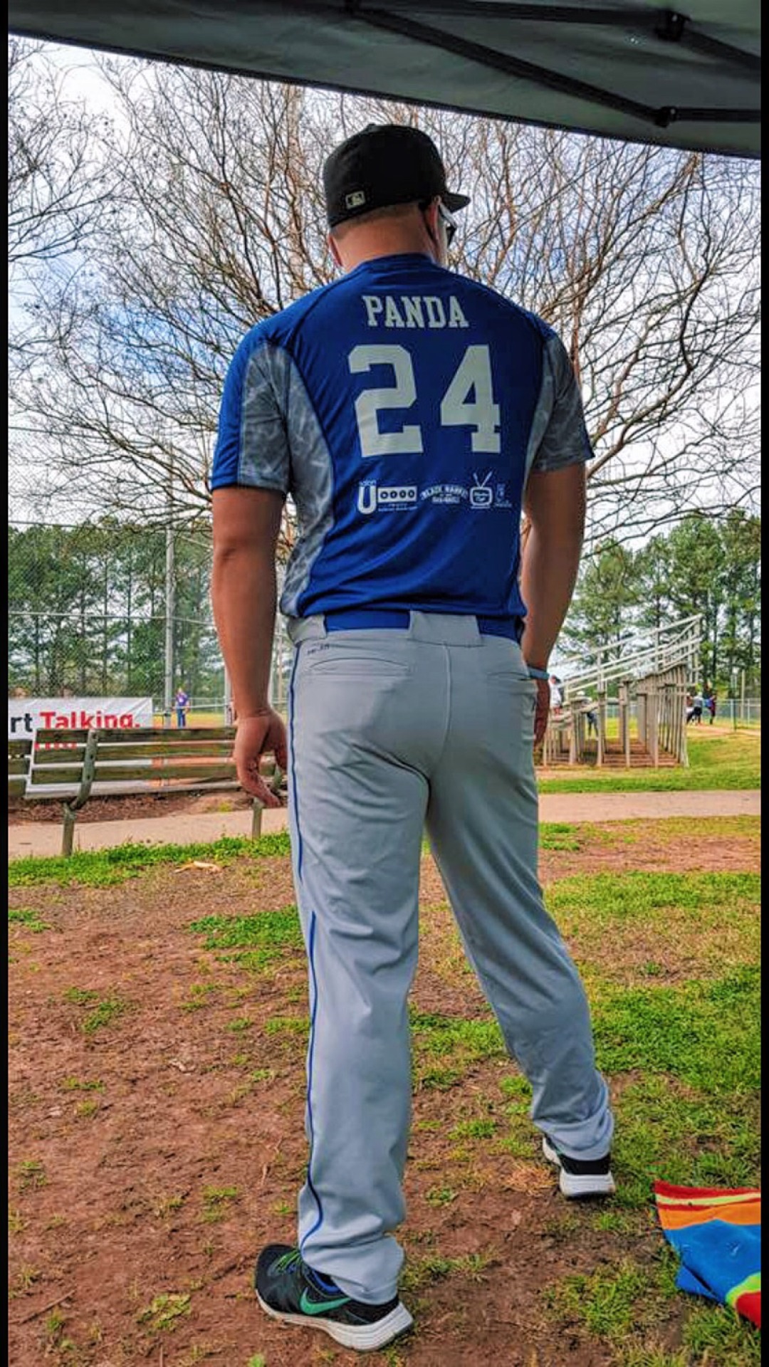 the-anal-destiny:  Play ball! 🐼