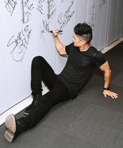 highwarlockofbrooklyn:    Harry Shum Jr. attends AOL Build Presents Discussion with Harry Shum Jr about “Single By 30” A Romantic Comedy Show at AOL HQ on August 24, 2016 in New York City.   