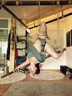 kinbakuluxuria:  During private class. Come an learn with us