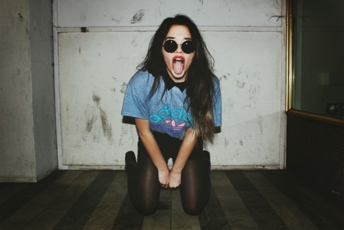 chanel-awsucker:  Ahahahahahahah Fuck You Honey B.