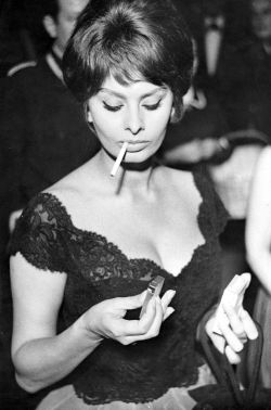 wehadfacesthen:Sophia Loren, 1961