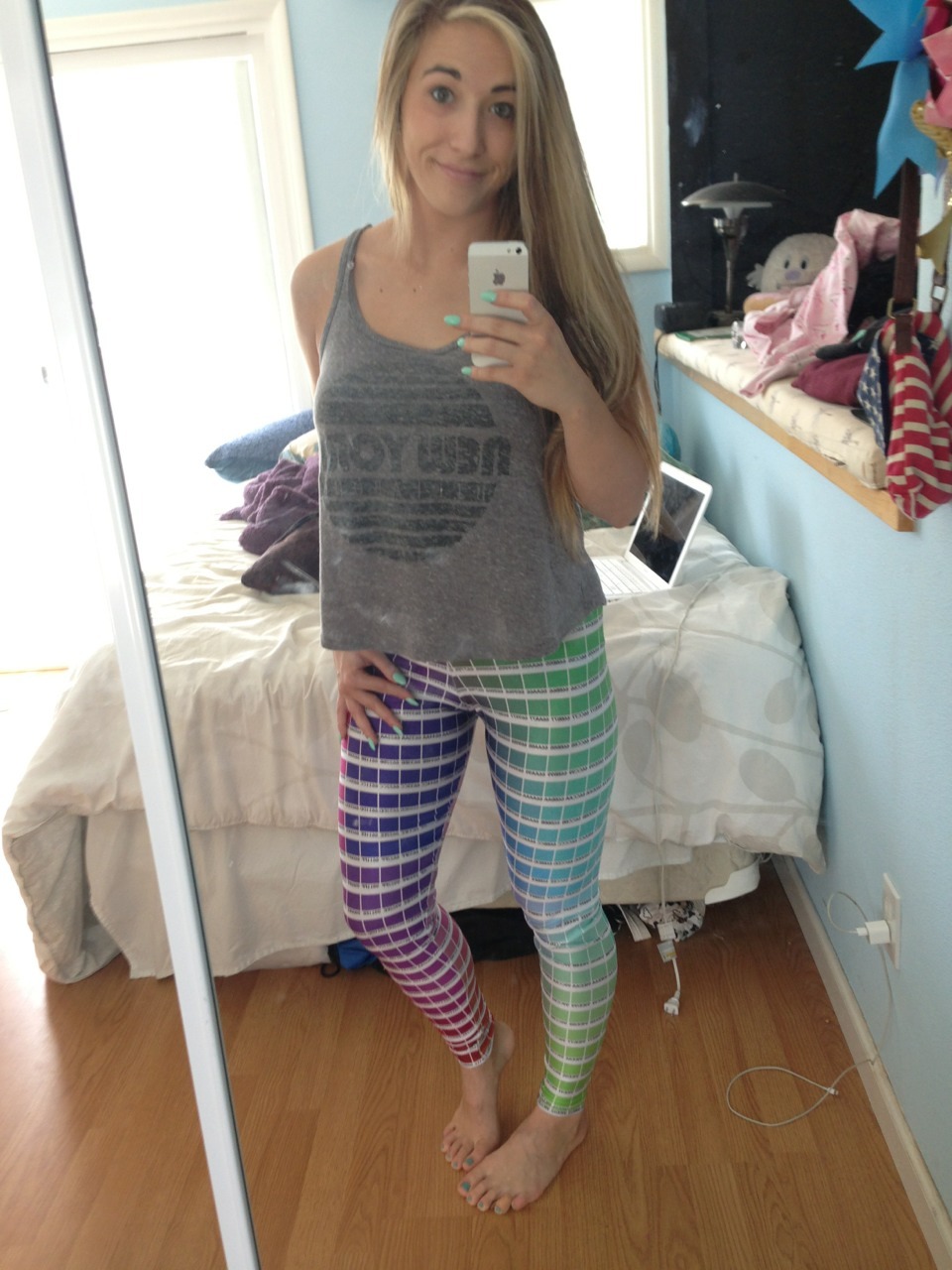 nutritiousnomz:  My black milk hex colour leggings just came in the mail today! I