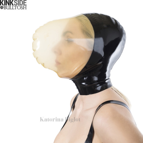 katerinapiglet: Im a rubber cosmonaut If u love me: DONATE  latex breathplay hood by KINKSIDE