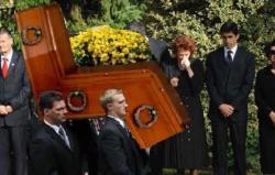 fakehistory:  The funeral of Stephen Hawking. (16th March, 2018)