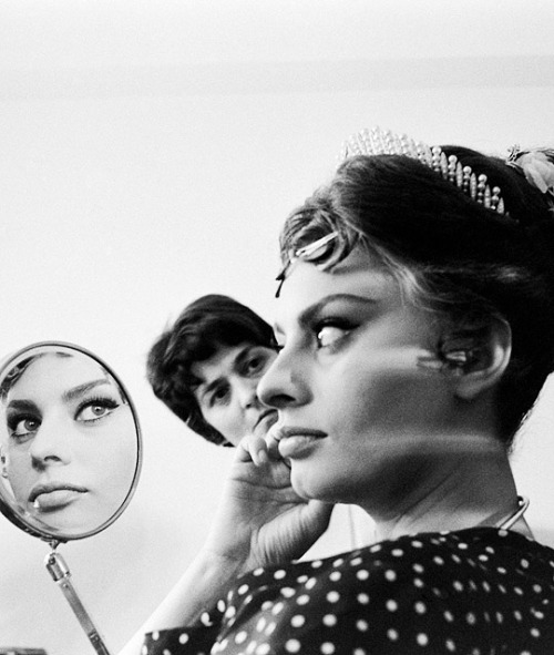 gregorypecks: Sophia Loren, 1962.