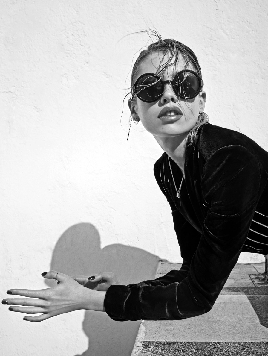 senyahearts:  Stella Maxwell in “Cosa de Hombres” for Vogue Spain, August 2014.