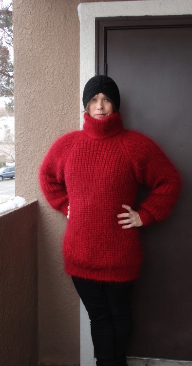 ericasmith33: Super Tanya mohair sweater! Mmmm must feel sooo nice.