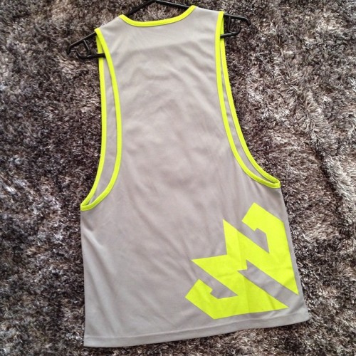 unleashedmd:  Fresh gym tanks at unbeatable prices…how much you ask? Well this juicy design is on special for just ม.99 including free shipping in Aus! And it’s available in 8 different colours so your spoilt for choice👌 Only while stocks last