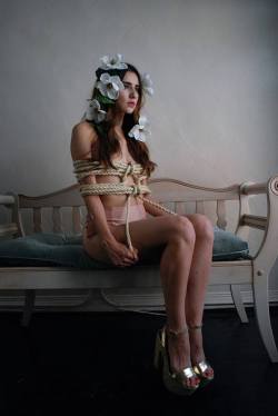 bangkissbite:  photographer:  Ivan M Trejo source:  bangkissbite please leave all credits intact 
