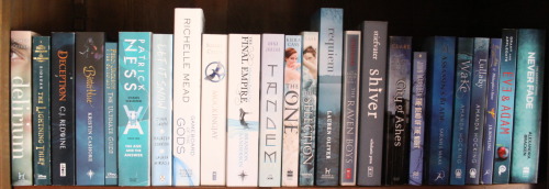 books-glorious-books:  tilly-and-her-books:  I tried to make my shelves rainbow which kinda failed and I gave up halfway through because there were too many books. Now I’m stuck with a pile of books on the floor and a few empty shelves…I’m going