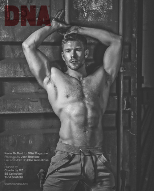 luvmk:  #202 DNA Magazine issue with the porn pictures