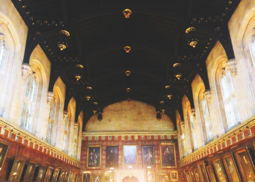 gingerbbatch:  oxford university’s great hall: the filming location and inspriation for hogwarts’ great hall. this hall was used in the first film, then a replica was built 1.5 times larger. 