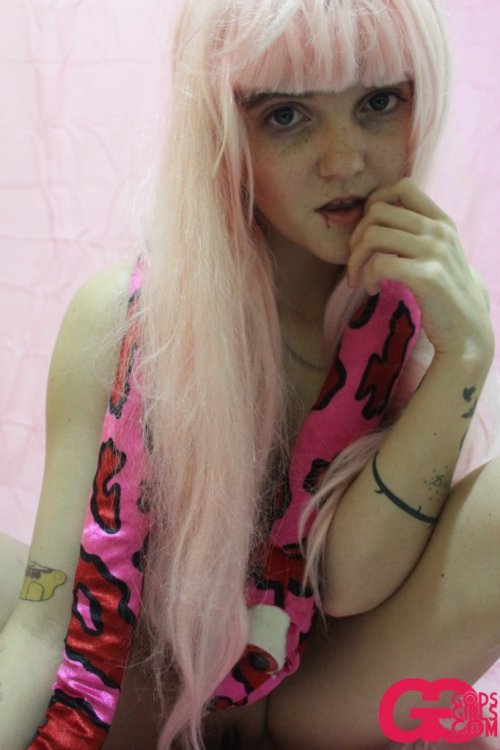 kvltgg:  My (Kvlt’s) new Nicki Minaj-themed set, “Pink Barbie,” is out right now!!Never miss a set from me!   Join GodsGirls For 50% Off!   