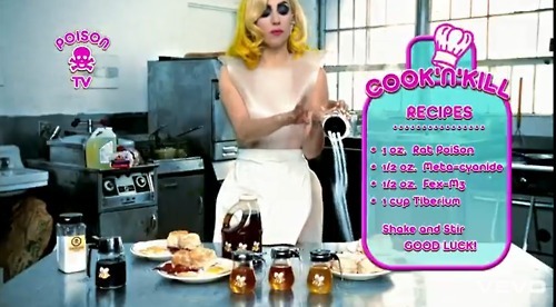 madonnadiditfirst:  EXCLUSIVE PHOTOGRAPH OF LADY GAGA PREPARING KELLY OSBOURNE’S