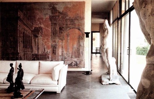 Decor chez Antiquaires Fremontier * @fremontier_antiquaires #classicalmodern ##classicism #mural #st