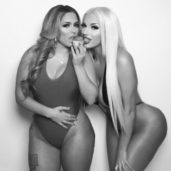 bombshellbootys:  Sophia Body & Staci