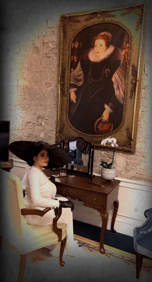 Lady Dimitrescu Cosplay