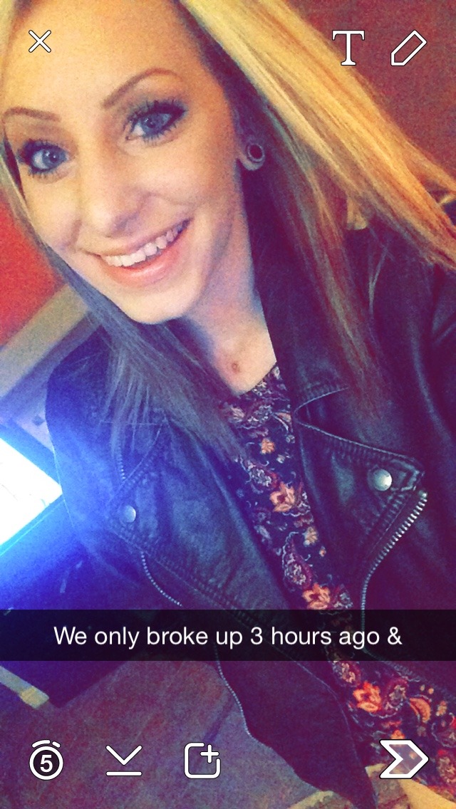 fl0werr-child:  Snap chats I send my ex bc I’m childish. 😂😩