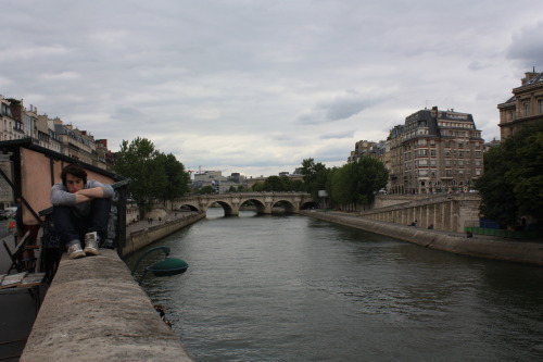 pxurity:d-iaphane:I took this photo in Notre Dame like 4 years ago and as i look at it now i can tel