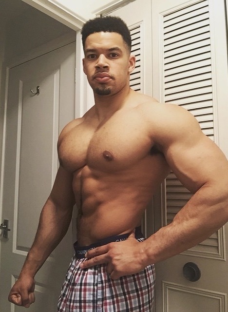 hotsexymenxxx:Arran Arogundade