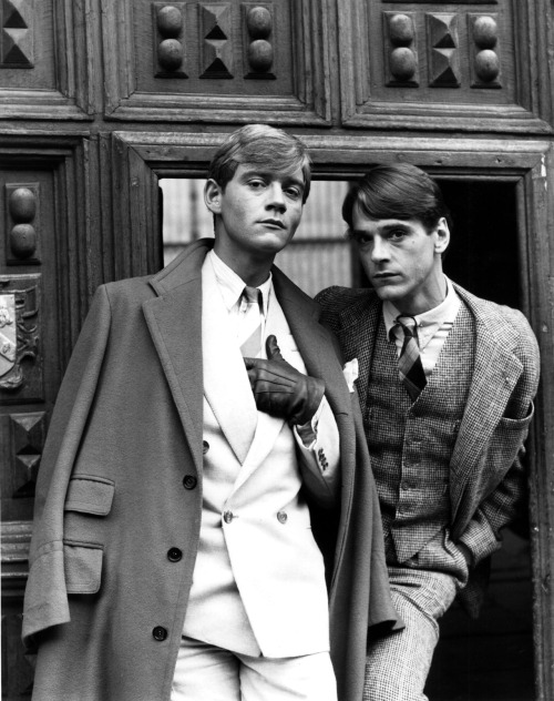 voxsart:Toffs And Their Well-Dressed Troubles.Anthony Andrews and Jeremy Irons, 1981.