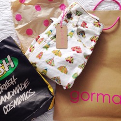 specklesoftash:  Gorman’s new collection is amazin… Spending every last penny on it.