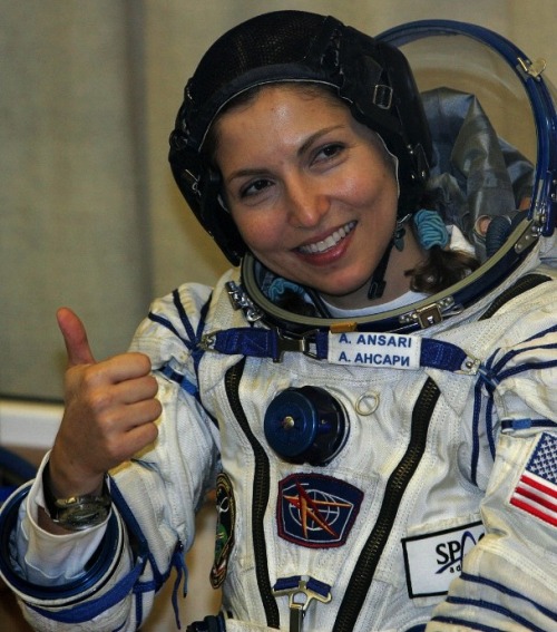 whitepeoplestealingculture: officialdubai: aquilastyle: Celebrating the first Muslimah in space, Ano