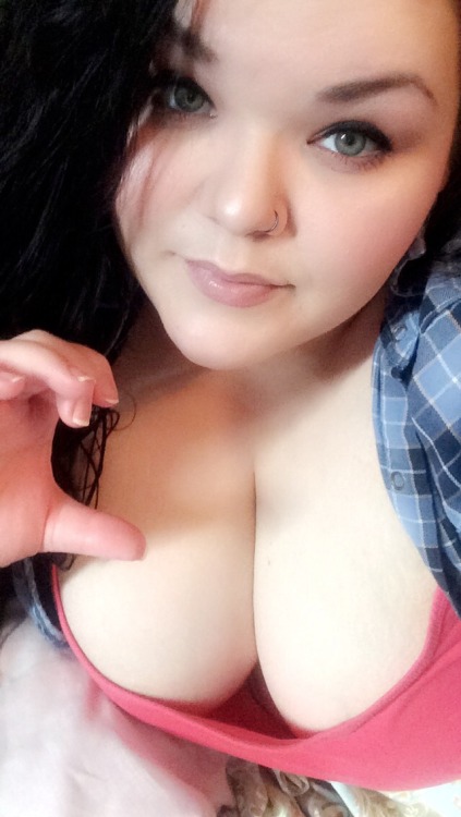 stubbornlittlebaby:  lastnitesrites:  handslikevises: adult photos