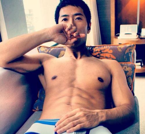 watayan11:  posted 9th September 2014http://watayan11.tumblr.com 