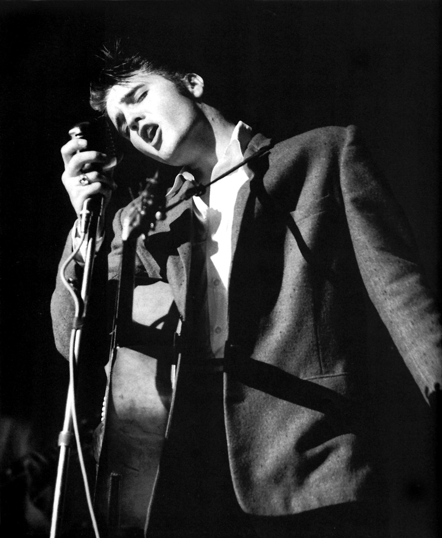 thewonderofelvis:  Elvis performing at the Florida Theatre in Jacksonville, August